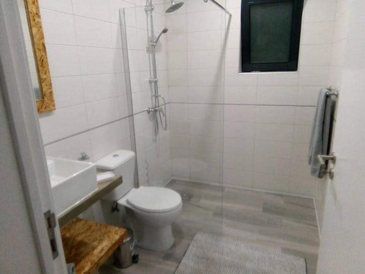 Impeccable 1 Bed In